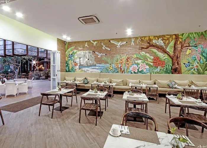 Wyndham Garden Bali Отель 4*